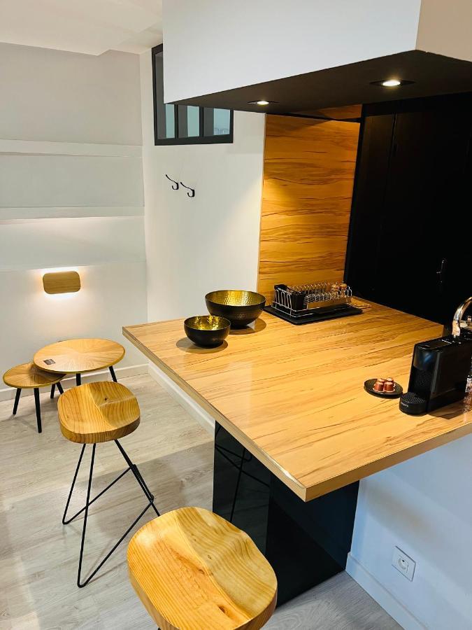 Feel@Home Nemausus « Le 42 » นีมส์ ภายนอก รูปภาพ