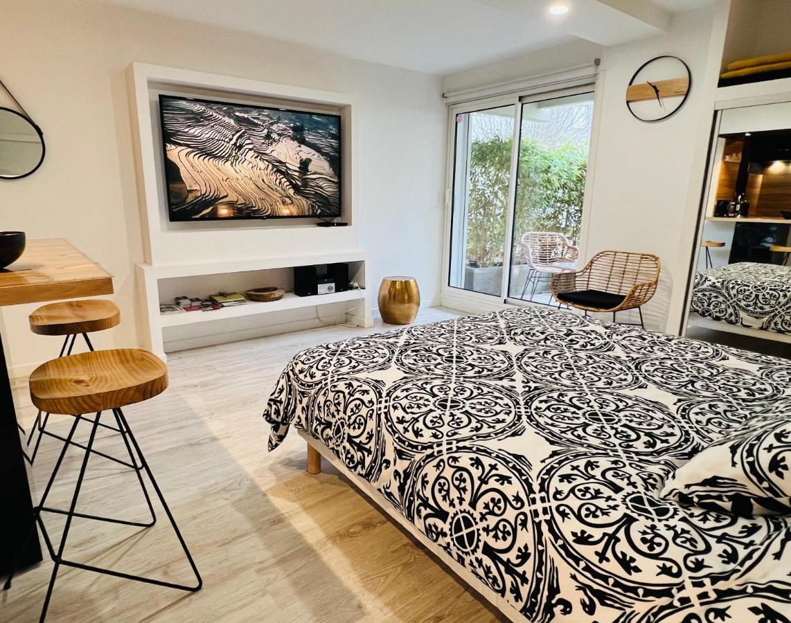 Feel@Home Nemausus « Le 42 » นีมส์ ภายนอก รูปภาพ